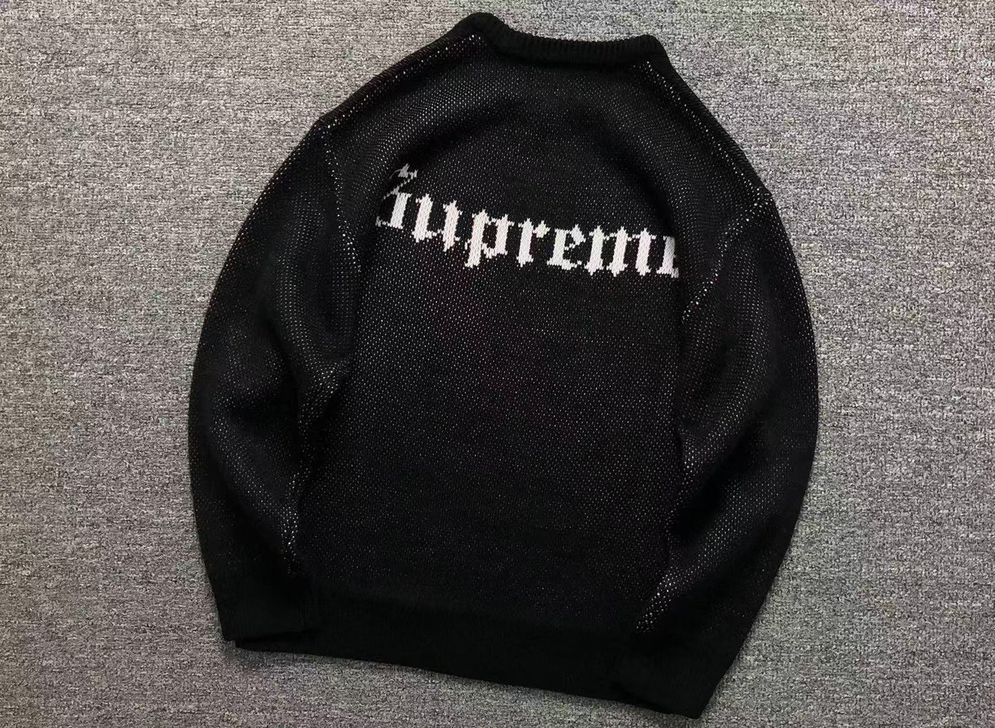 Supreme Snow-white Sweater