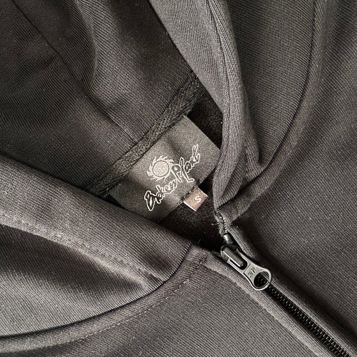 Broken Planet Sun "Black" Zip-up Sets