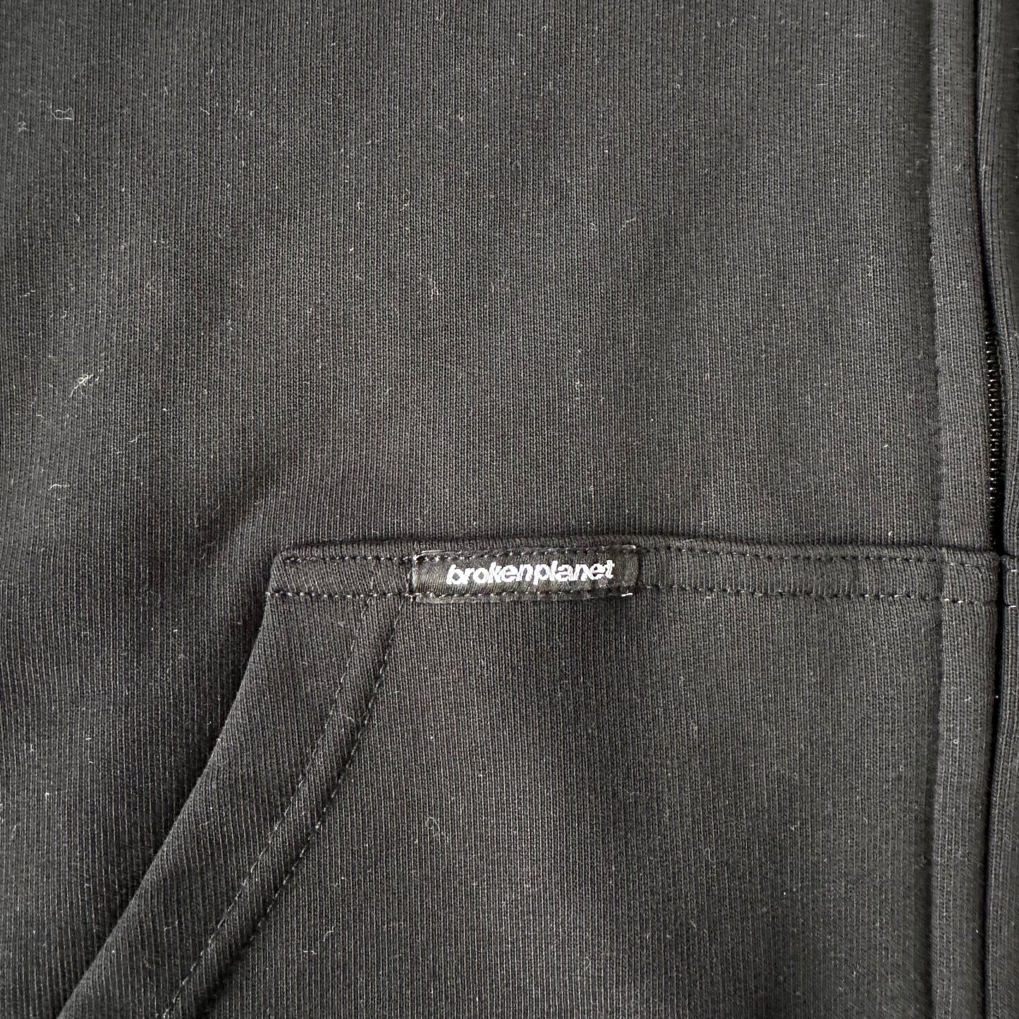 Broken Planet Sun "Black" Zip-up Sets