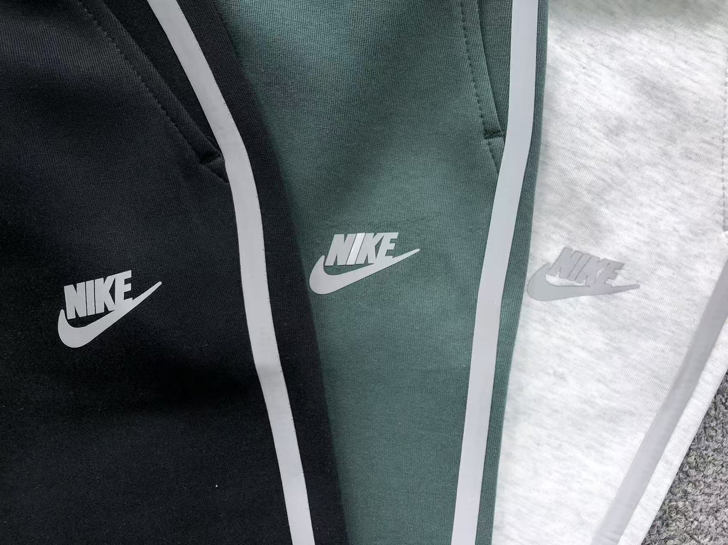 Nike Techfleece Reflective Sets