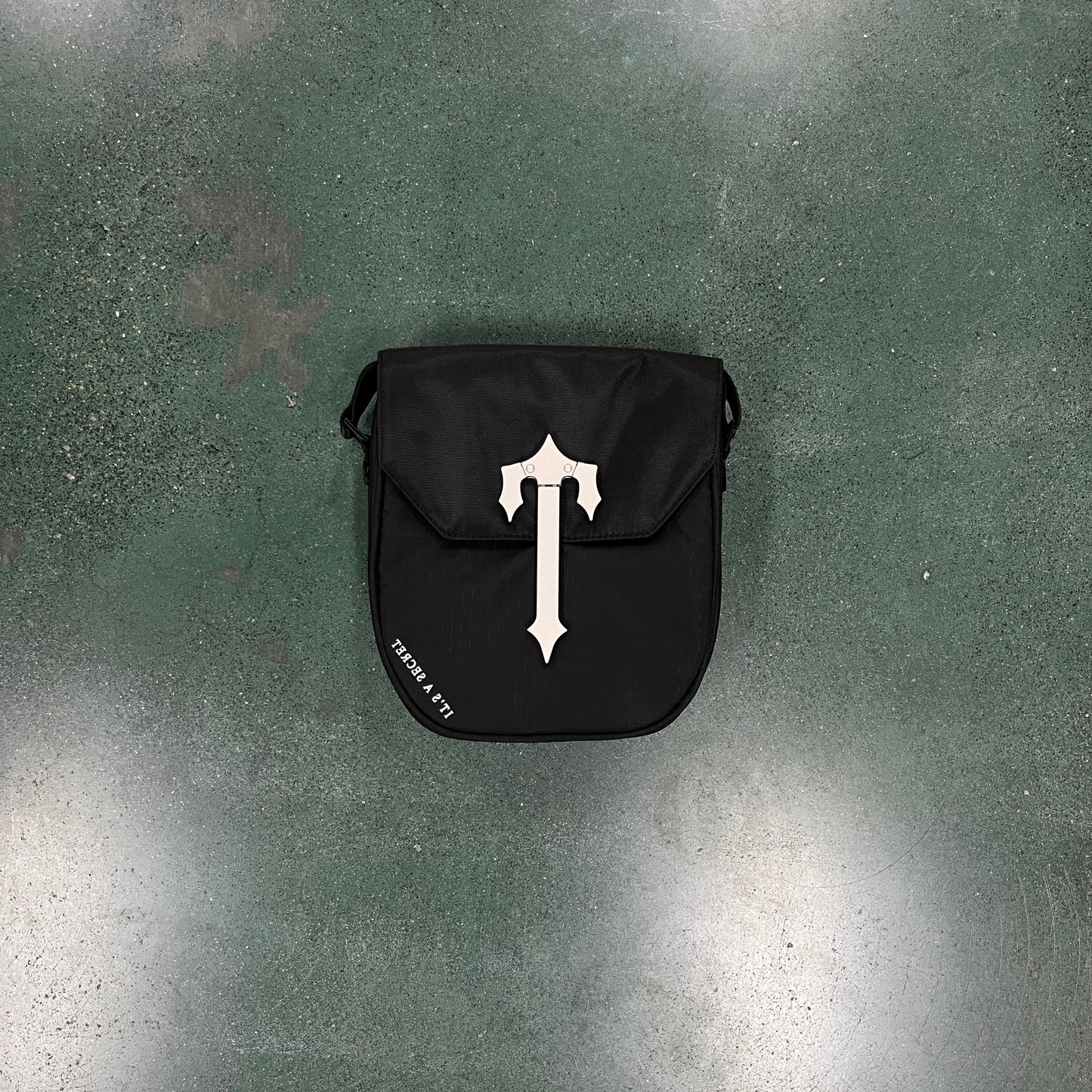 Trapstar Cobra T Messenger Bag