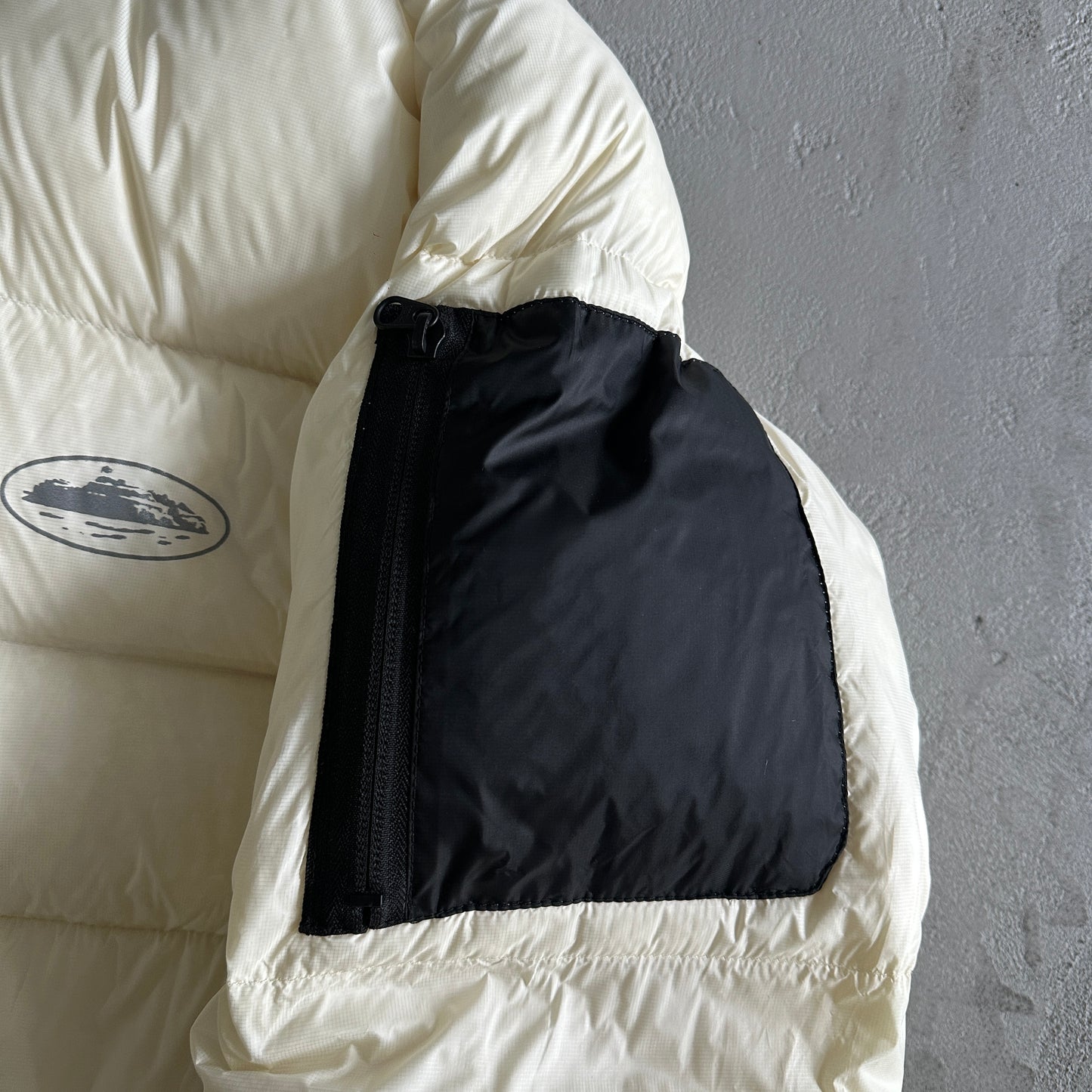 Corteiz Bolo Lite Jacket Clear