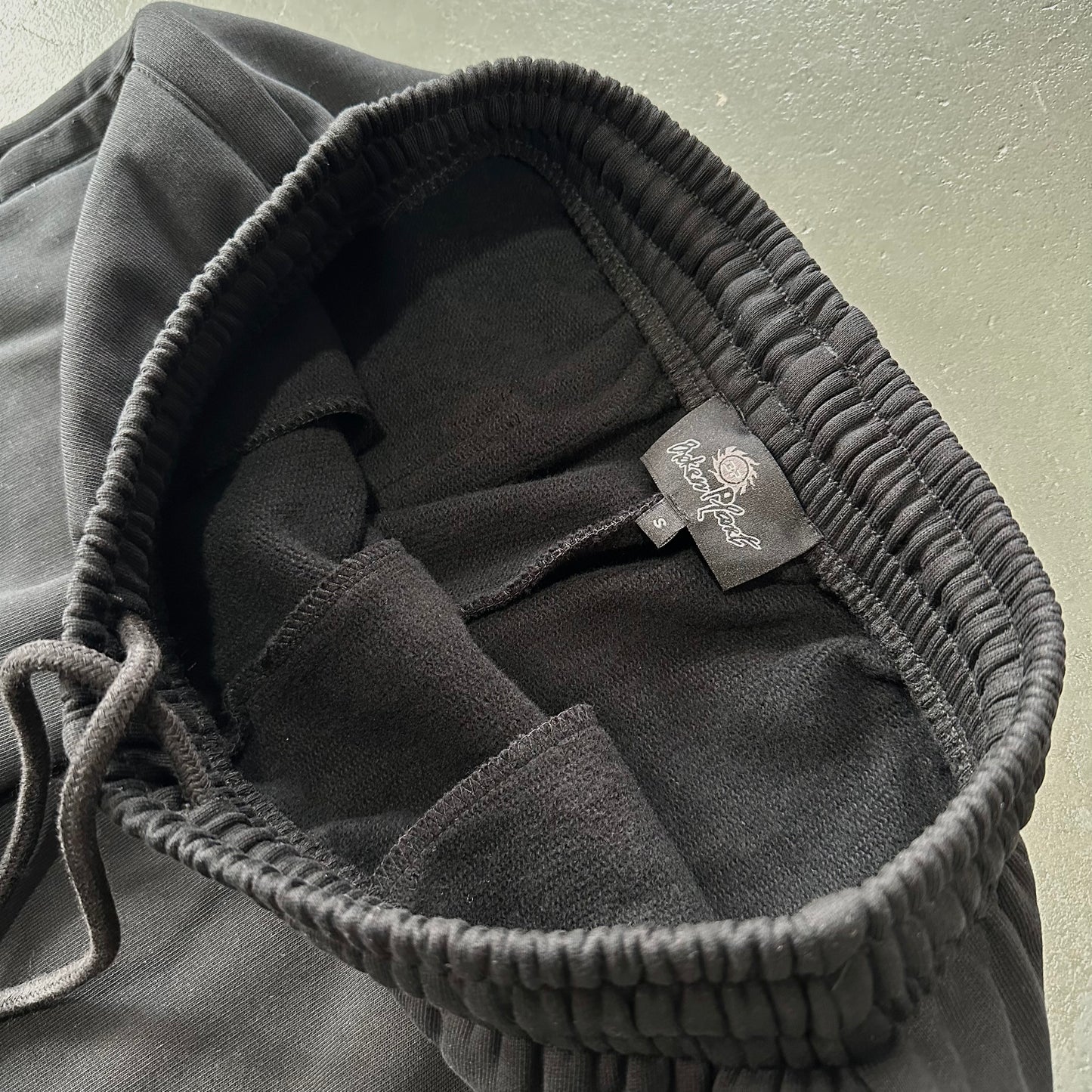 Broken Planet Sun "Black" Zip-up Sets