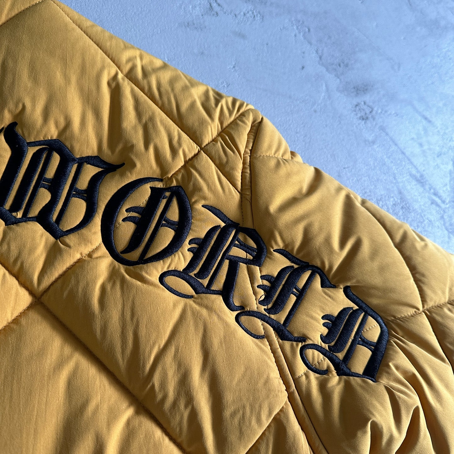 Corteiz Olde English Quilted Jacket