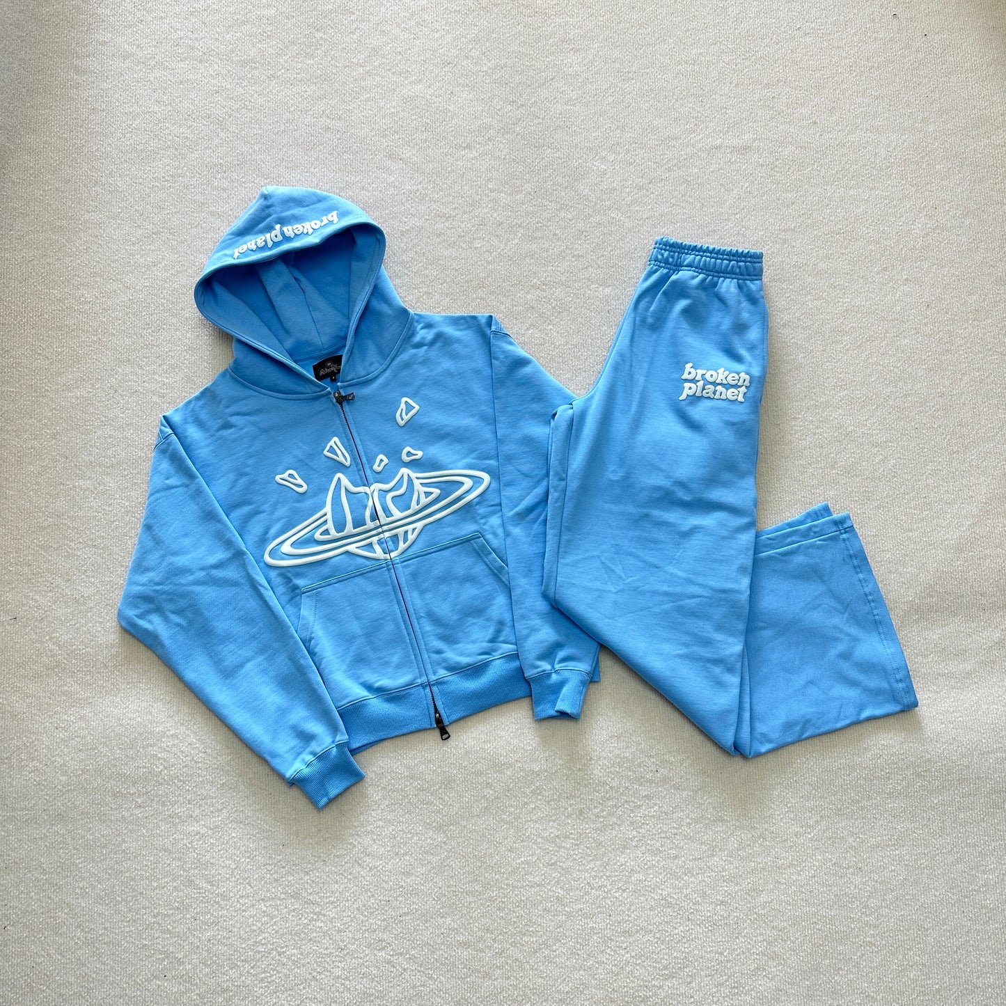 Broken Planet 'Baby blue' Set
