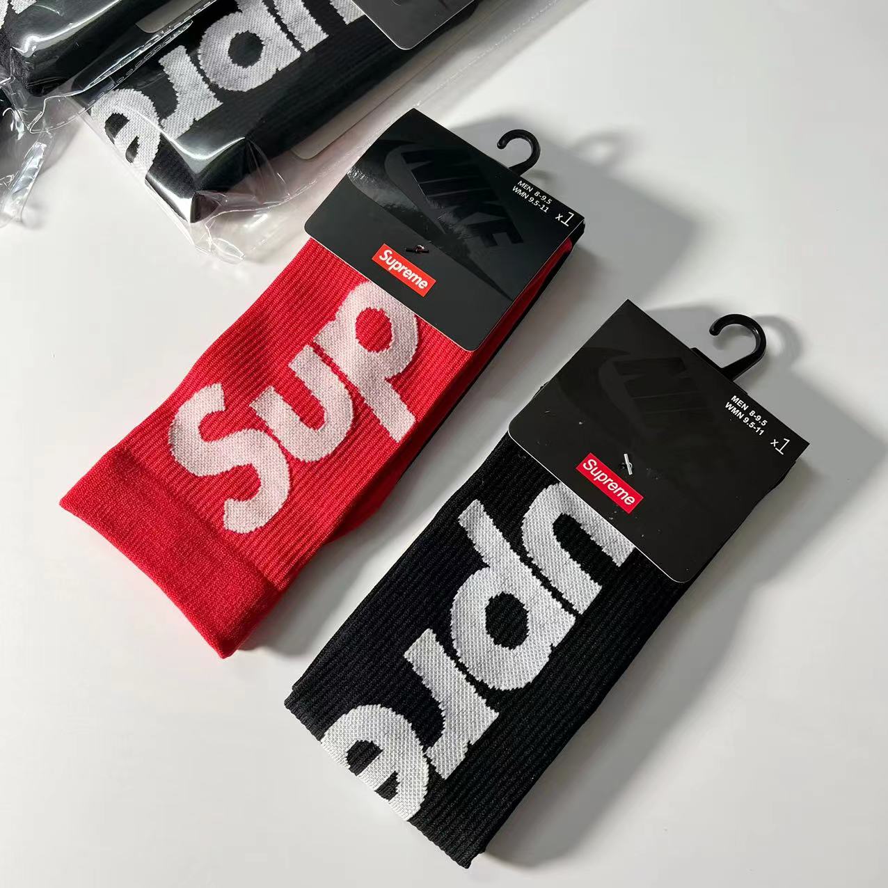 Supreme x Nike Socks