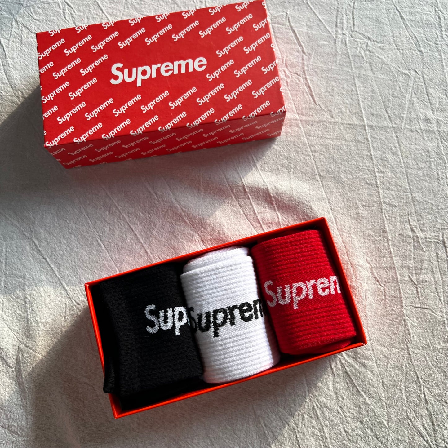 Supreme Socks