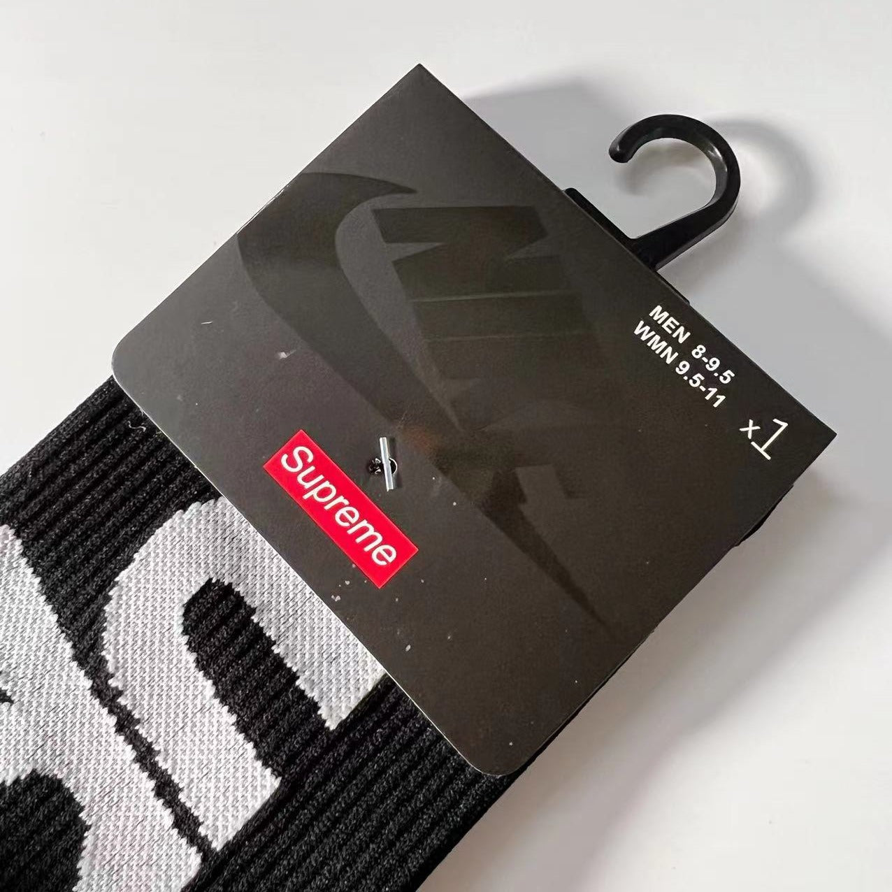 Supreme x Nike Socks