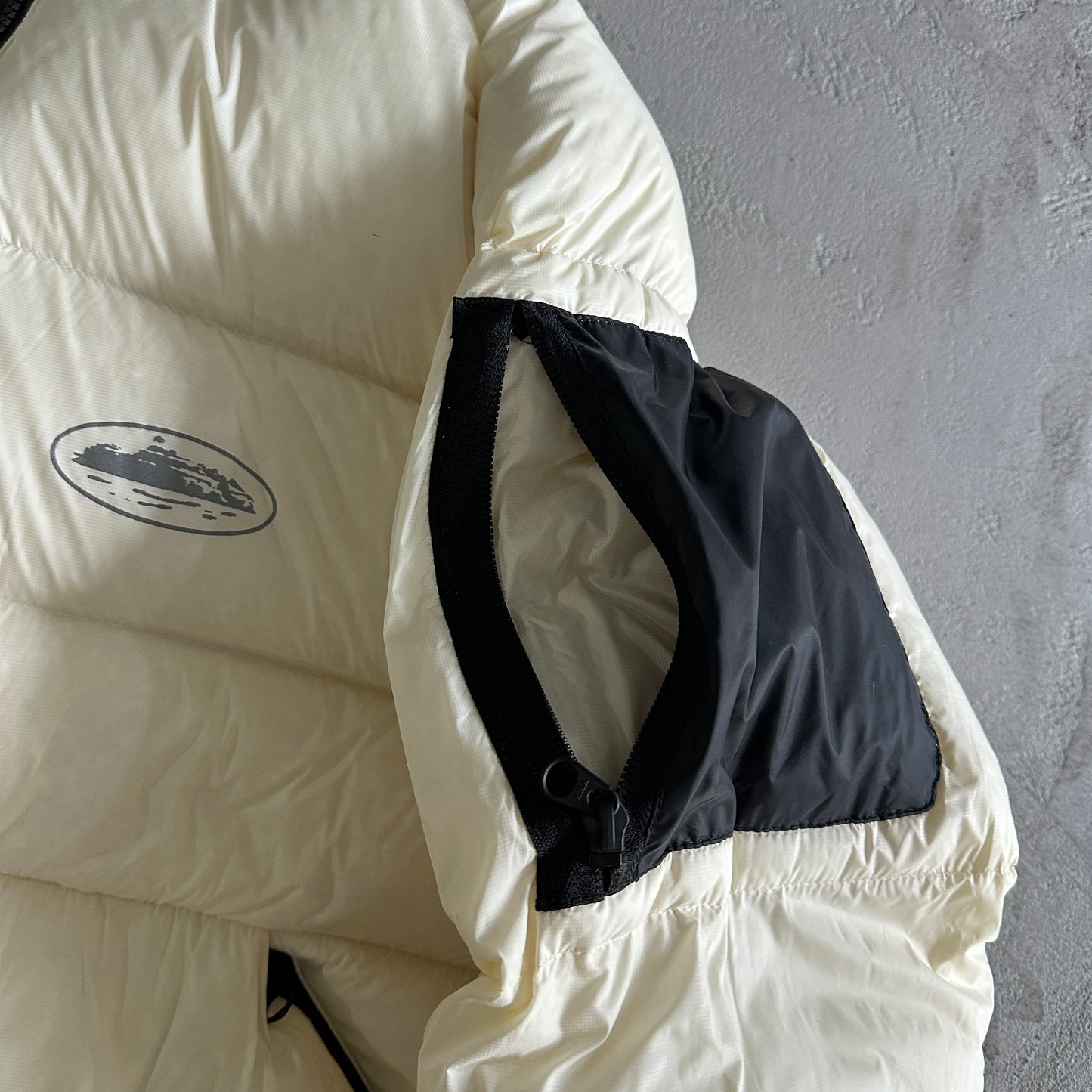 Corteiz Bolo Lite Jacket Clear