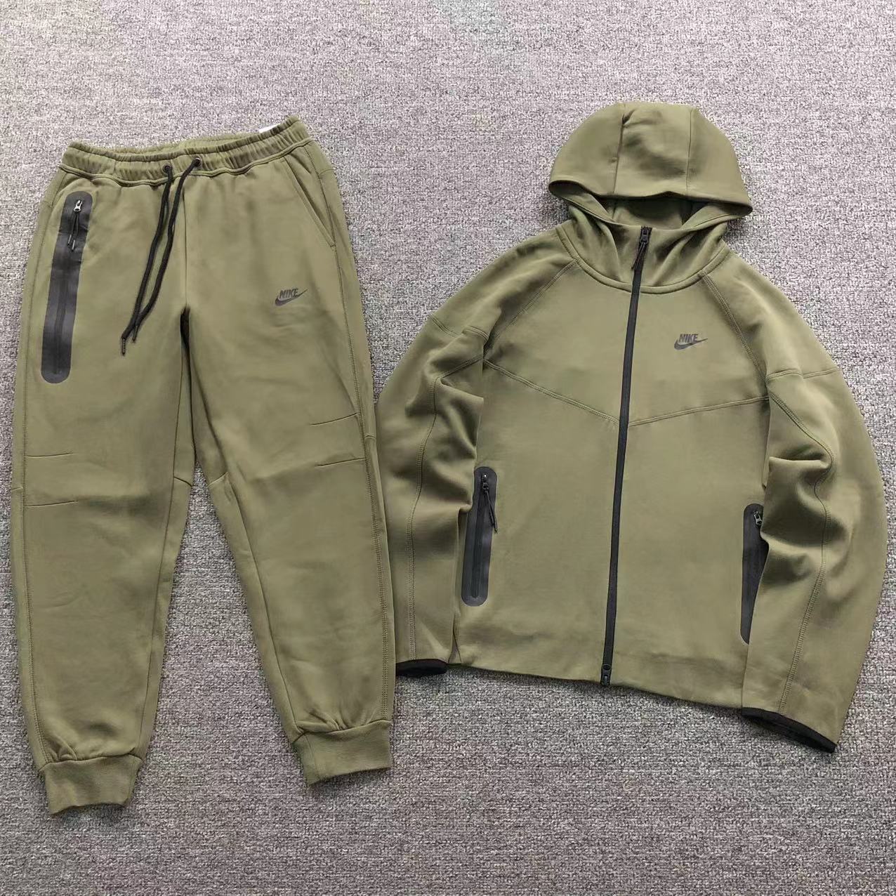 2024 Nike Techfleece Sets