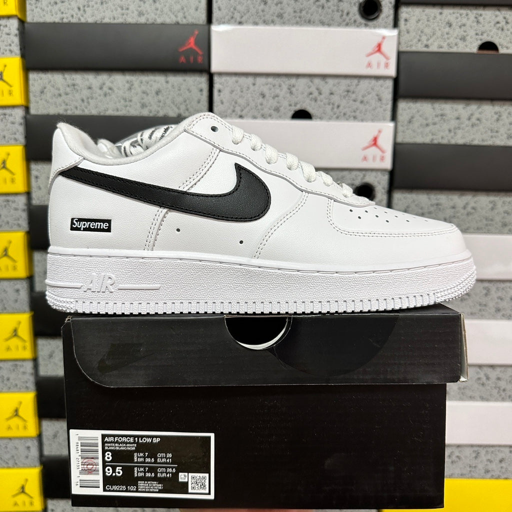 Nike Air Force 1 Low Supreme "White/Black"