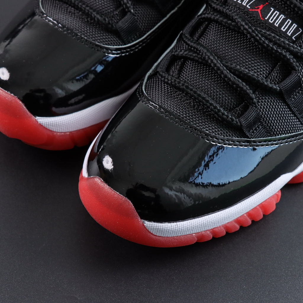 Air Jordan 11 Retro Low "Bred"