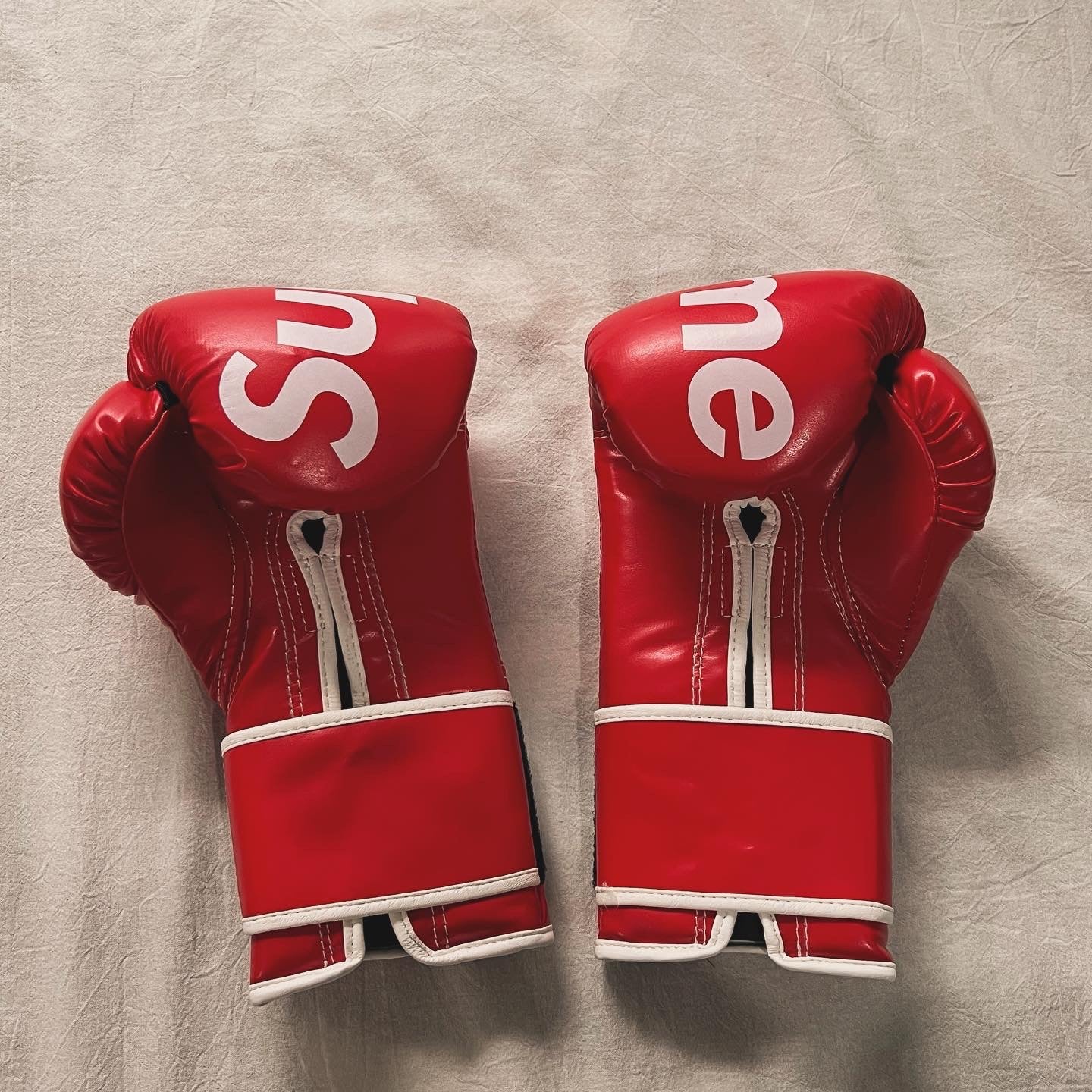 Supreme Boxing Gloves