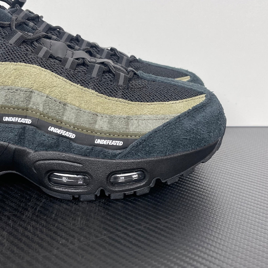 Nike Air Max 95 SP Undefeated Geo 'La Brea'