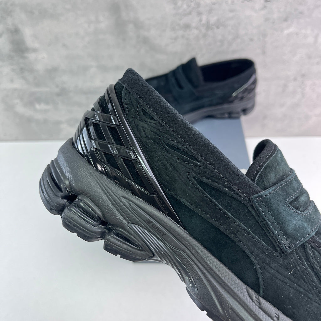 New Balance 1906L Loafer Black Suede