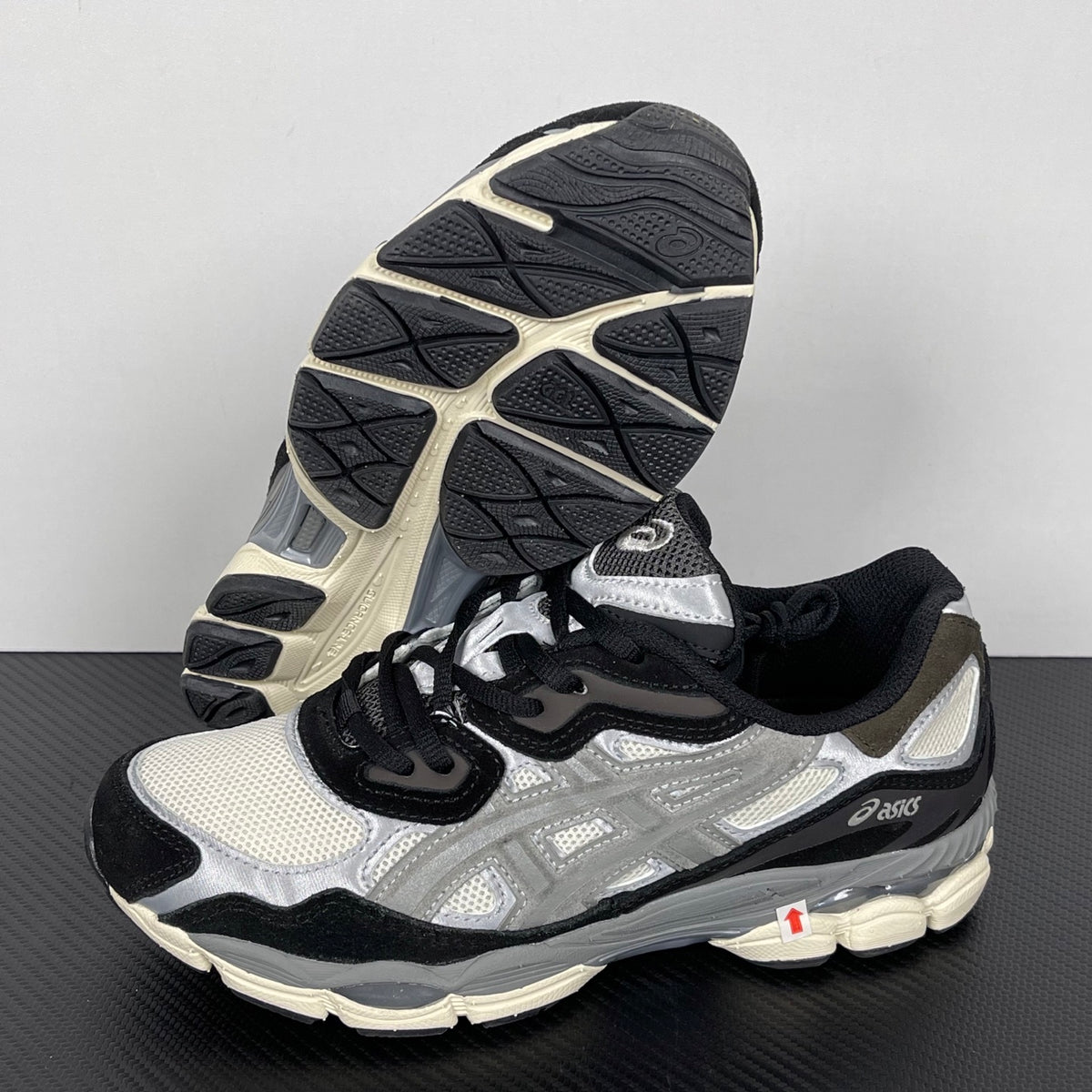 ASICS GEL-NYC Ivory / Clay Grey