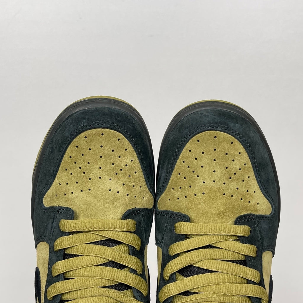 Nike SB Dunk Low Pro "Supreme - Camper Green"