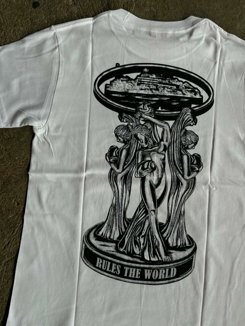 Corteiz World Is Yours Tee (ON-HAND)