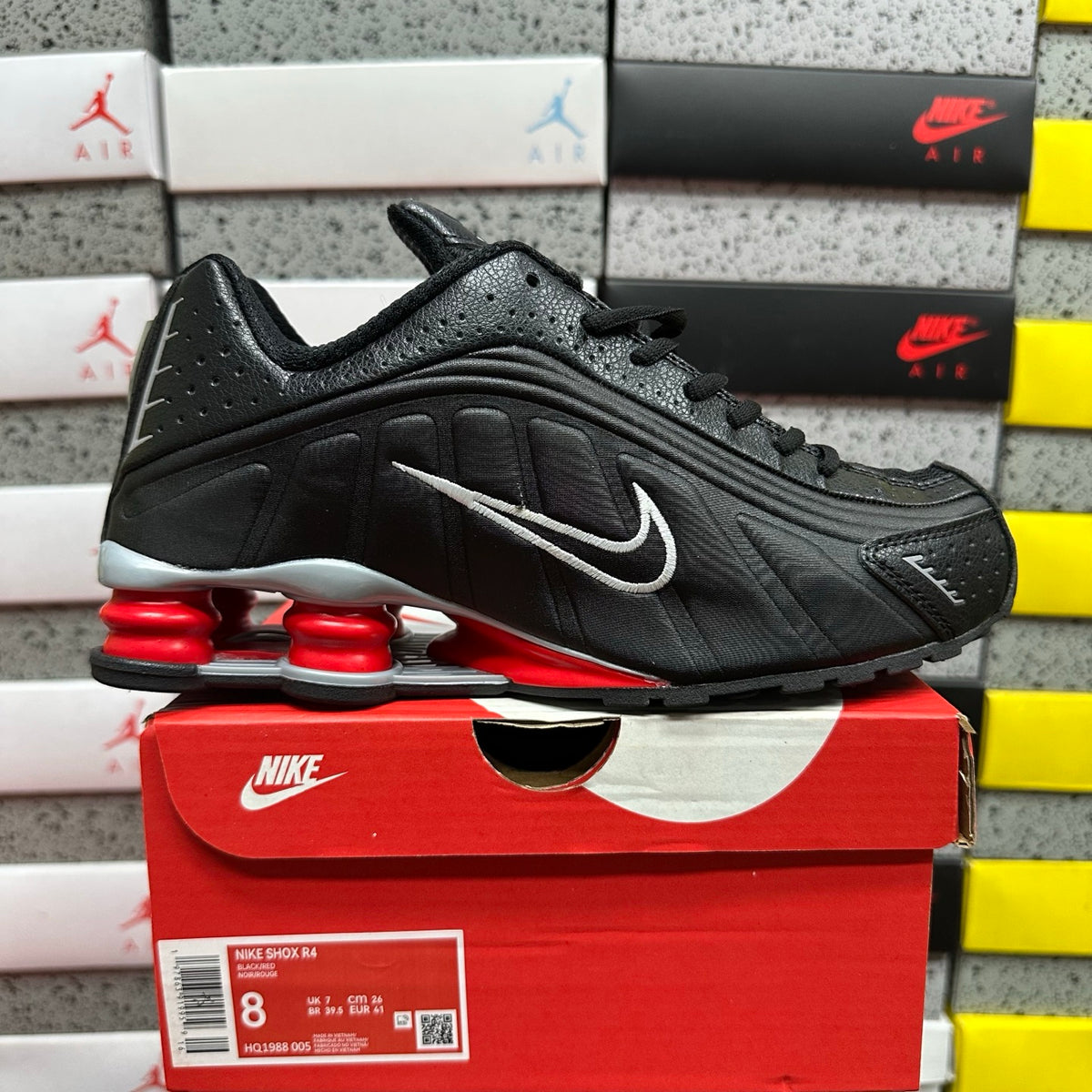 Nike Shox R4 Black/Red