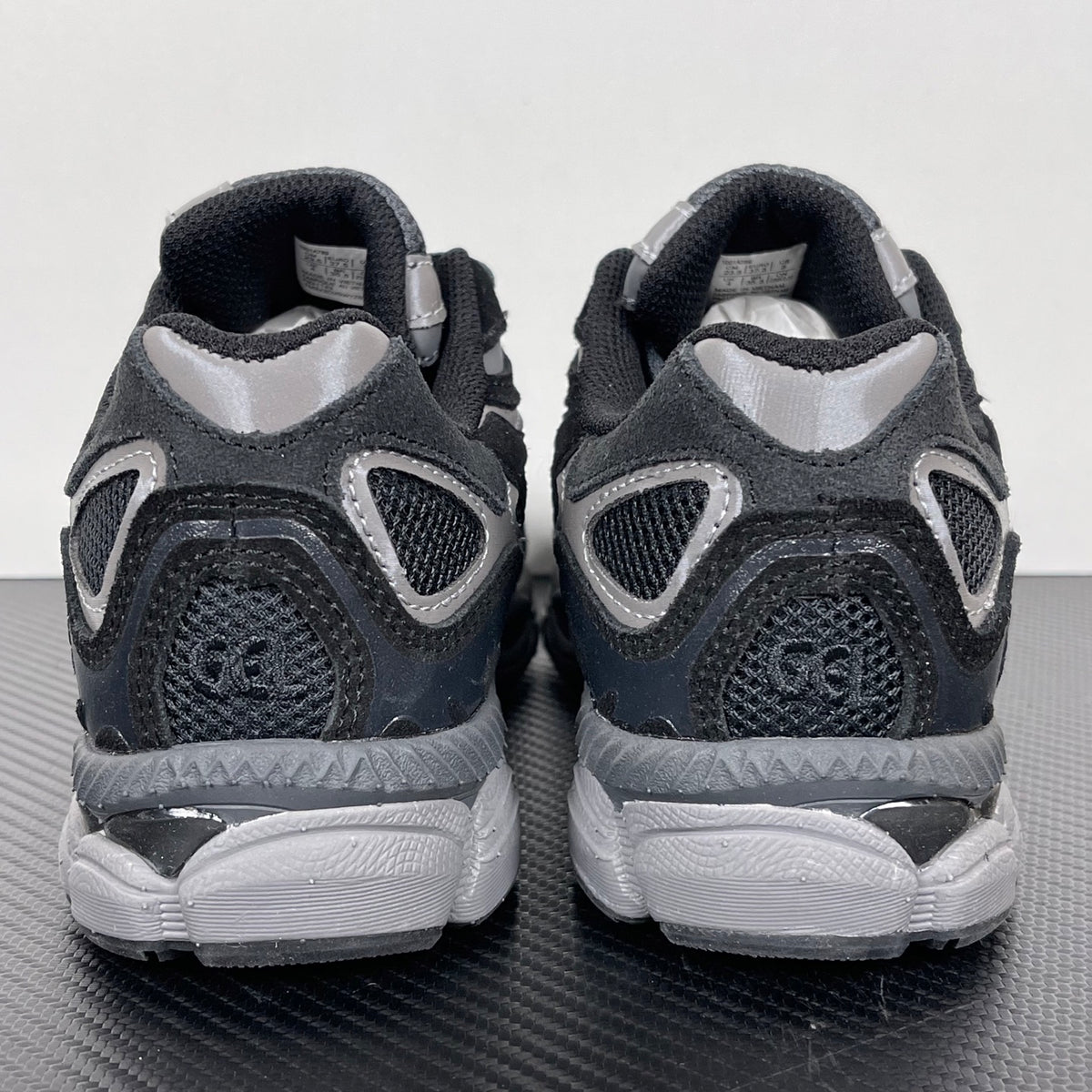 ASICS GEL-NYC Black / Graphite Grey