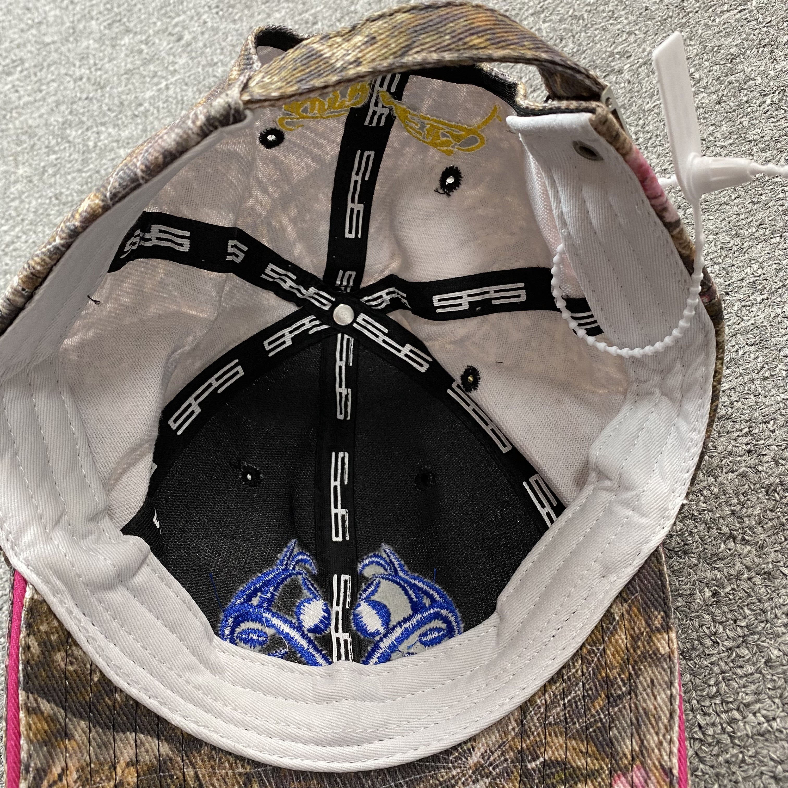 SP5DER  Caps