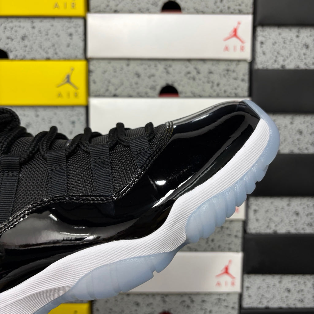 Air Jordan 11 Retro "Space Jam"