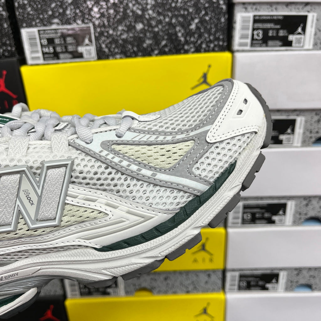 New Balance 1906R China Smu
