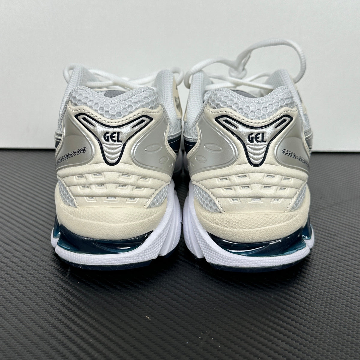 ASICS Gel-Kayano 14 Silver OYSTER WHITE/STEEPLE GREY