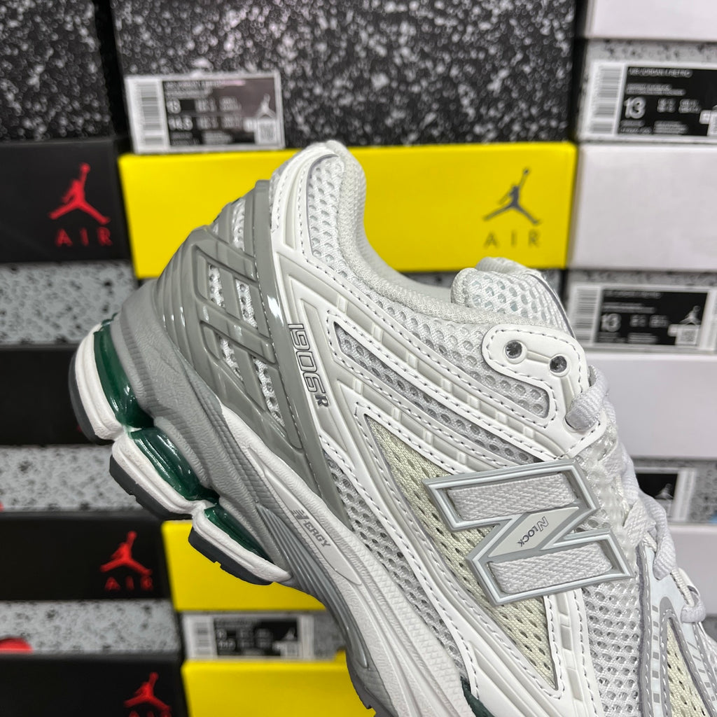 New Balance 1906R China Smu