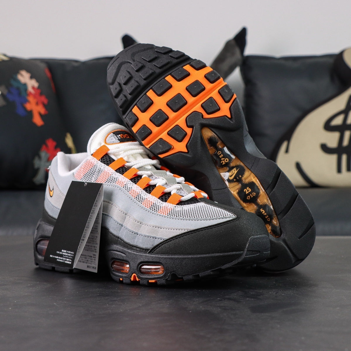 Nike Air Max 95 OG "Bright Mandarin" Big Bubble
