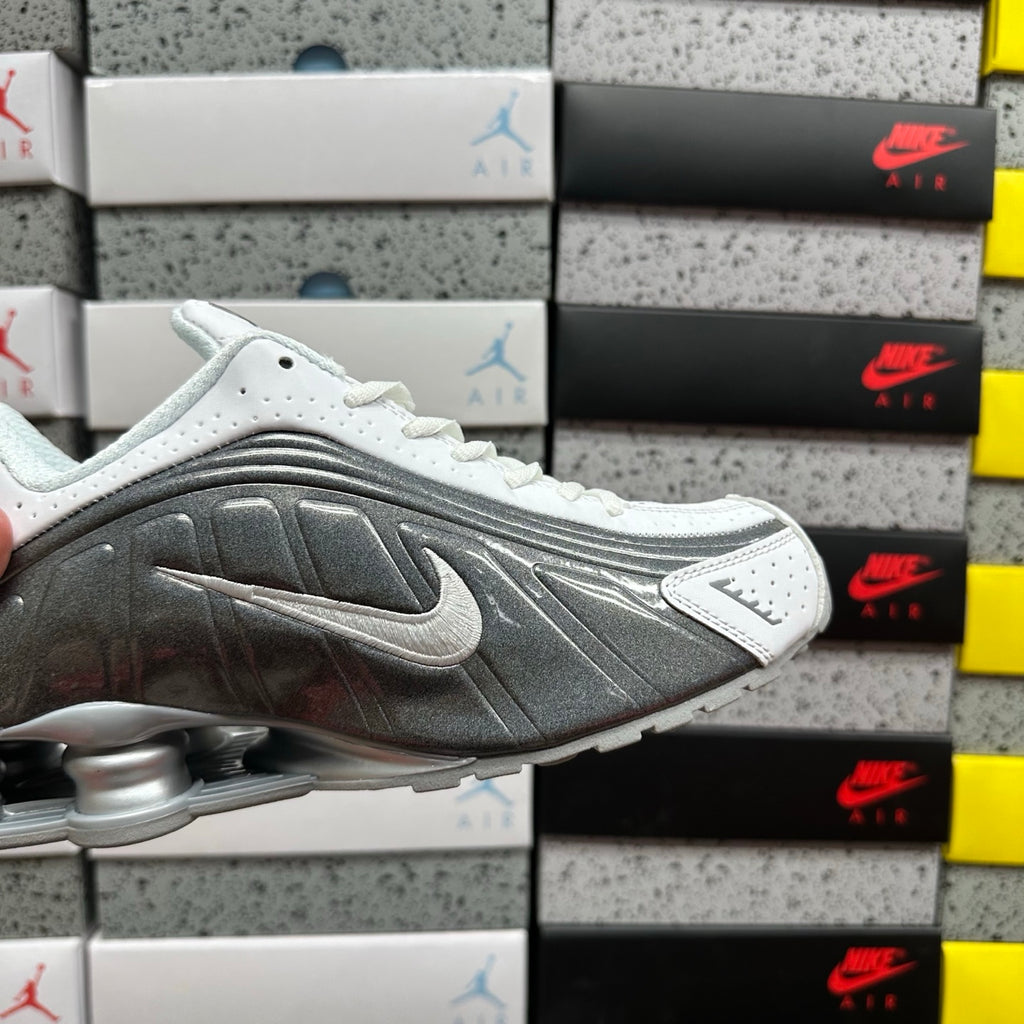 Nike Shox R4 White / Gray