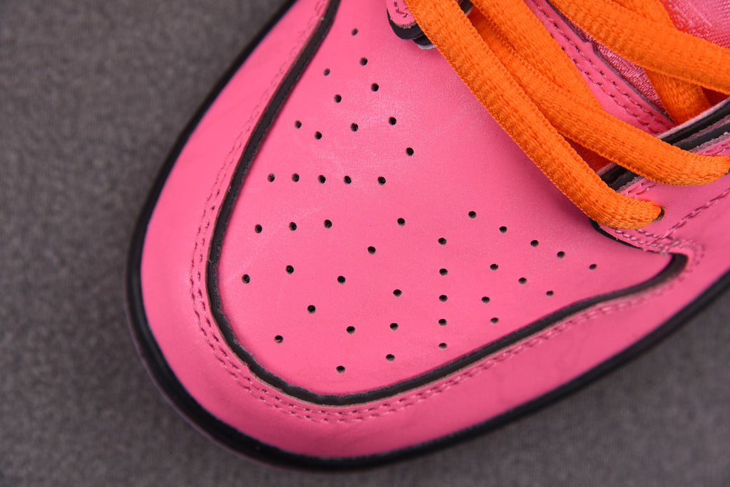 Nike SB Dunk Low x Powerpuff Girls "Blossom"