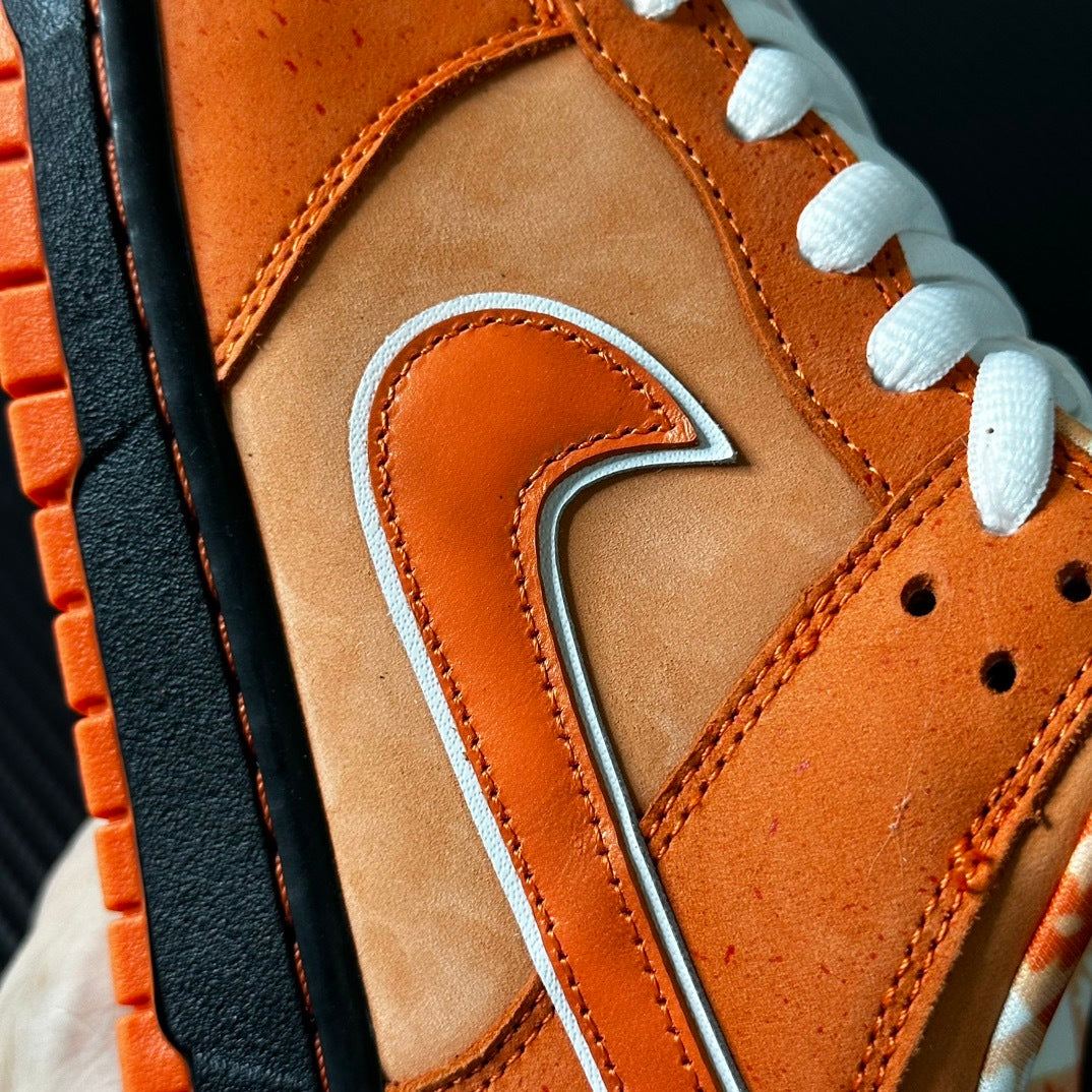 Nike SB Dunk Low "Orange Lobster"