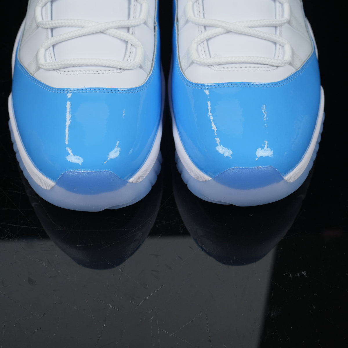 Air Jordan 11 Retro Low 'University Blue'