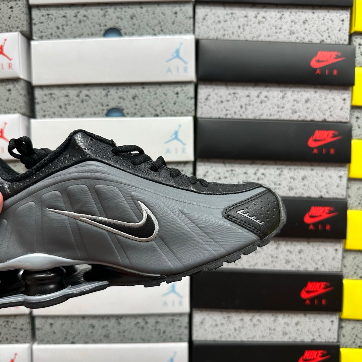 Nike Shox R4 Black/Gray
