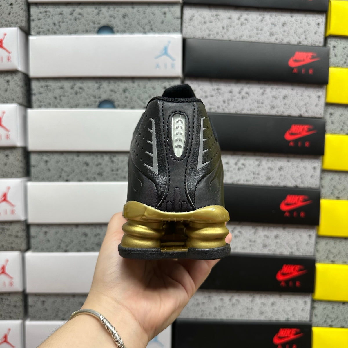 Nike Shox R4  Black and Metallic Gold