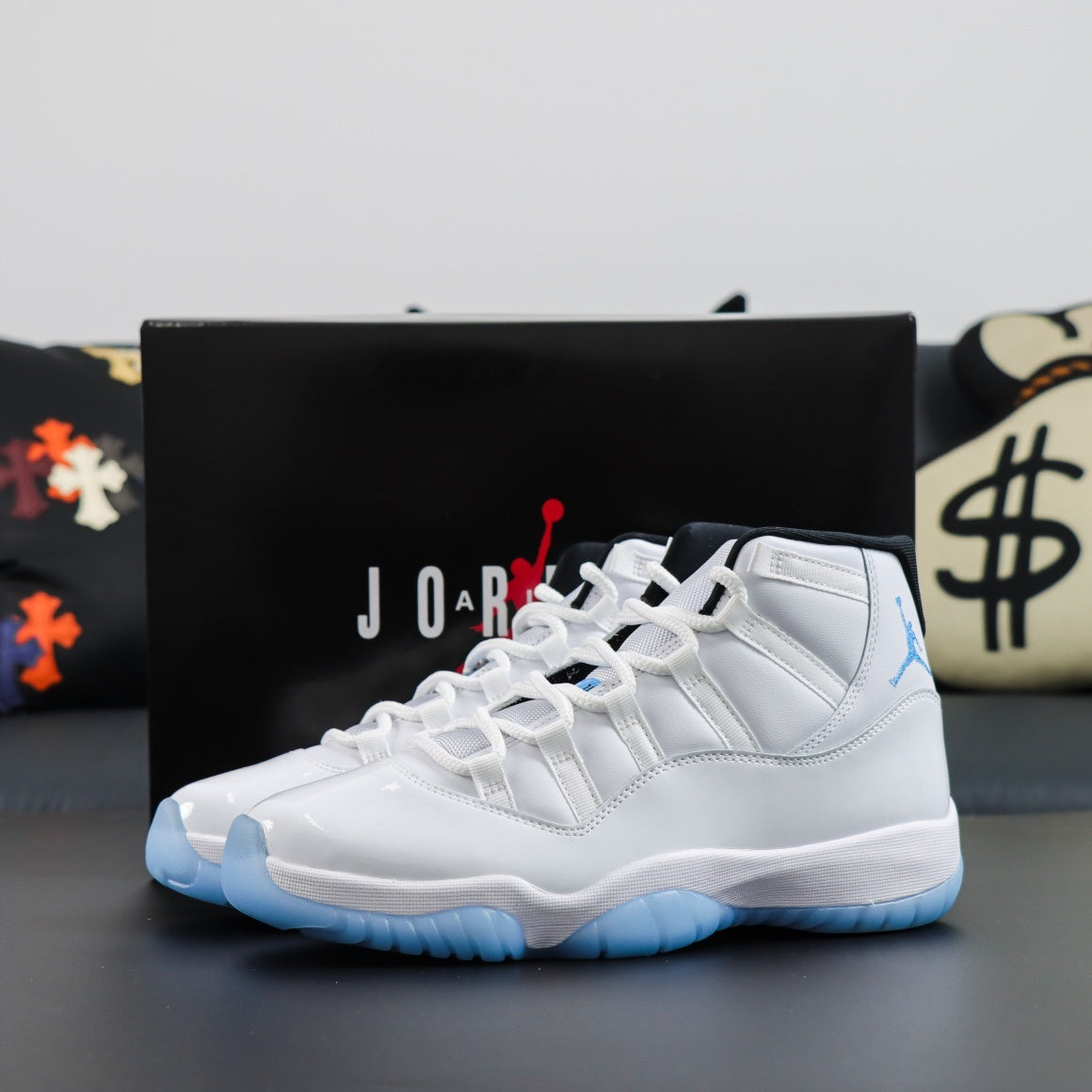 Air Jordan 11 Retro "Legend Blue"
