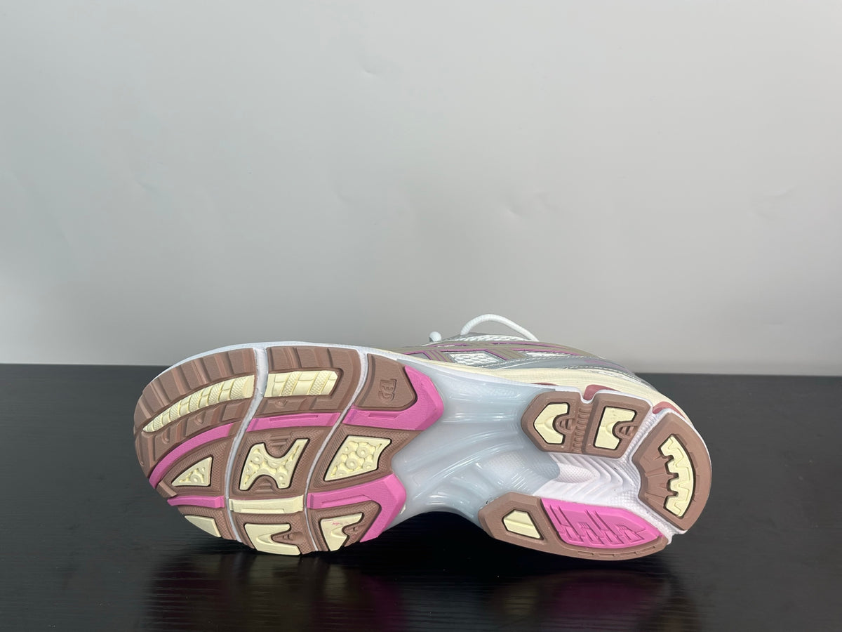 ASICS Gel-Kayano 14 Cream/Sweet Pink