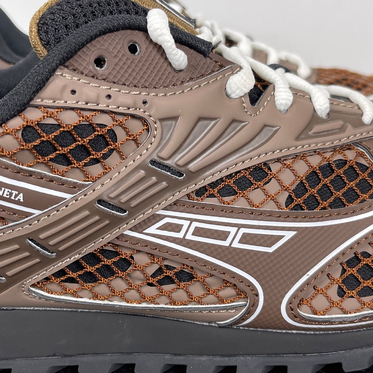 Bottega Veneta Orbit Sneakers Star Anise / Pinecone
