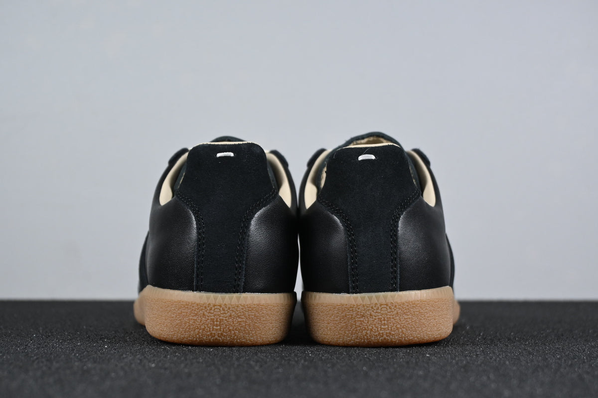 Maison Margiela Replica Black
