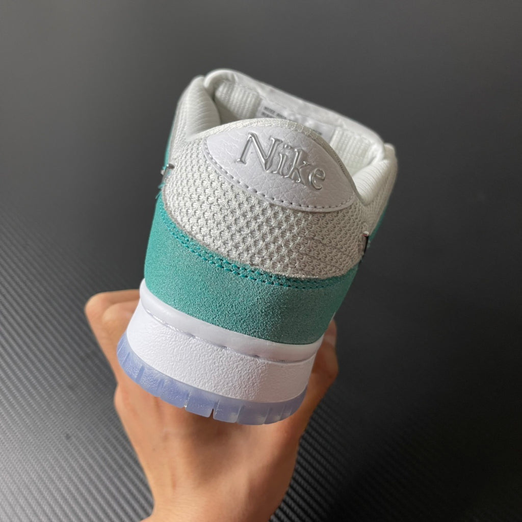 Nike SB Dunk Low "April Skateboards"