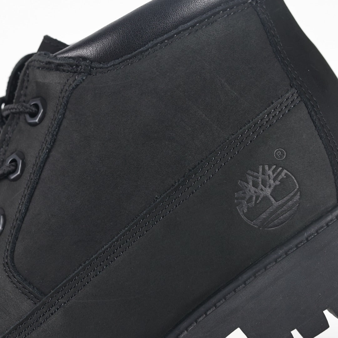 Timberland Premium Mid Lace-Up Chukka boots