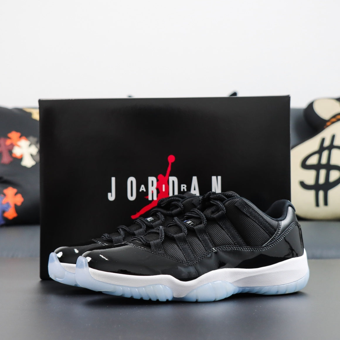 Air Jordan 11 Retro Low "Space Jam"