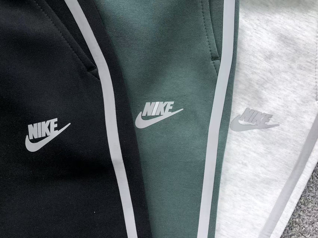 Nike Techfleece Reflective Sets