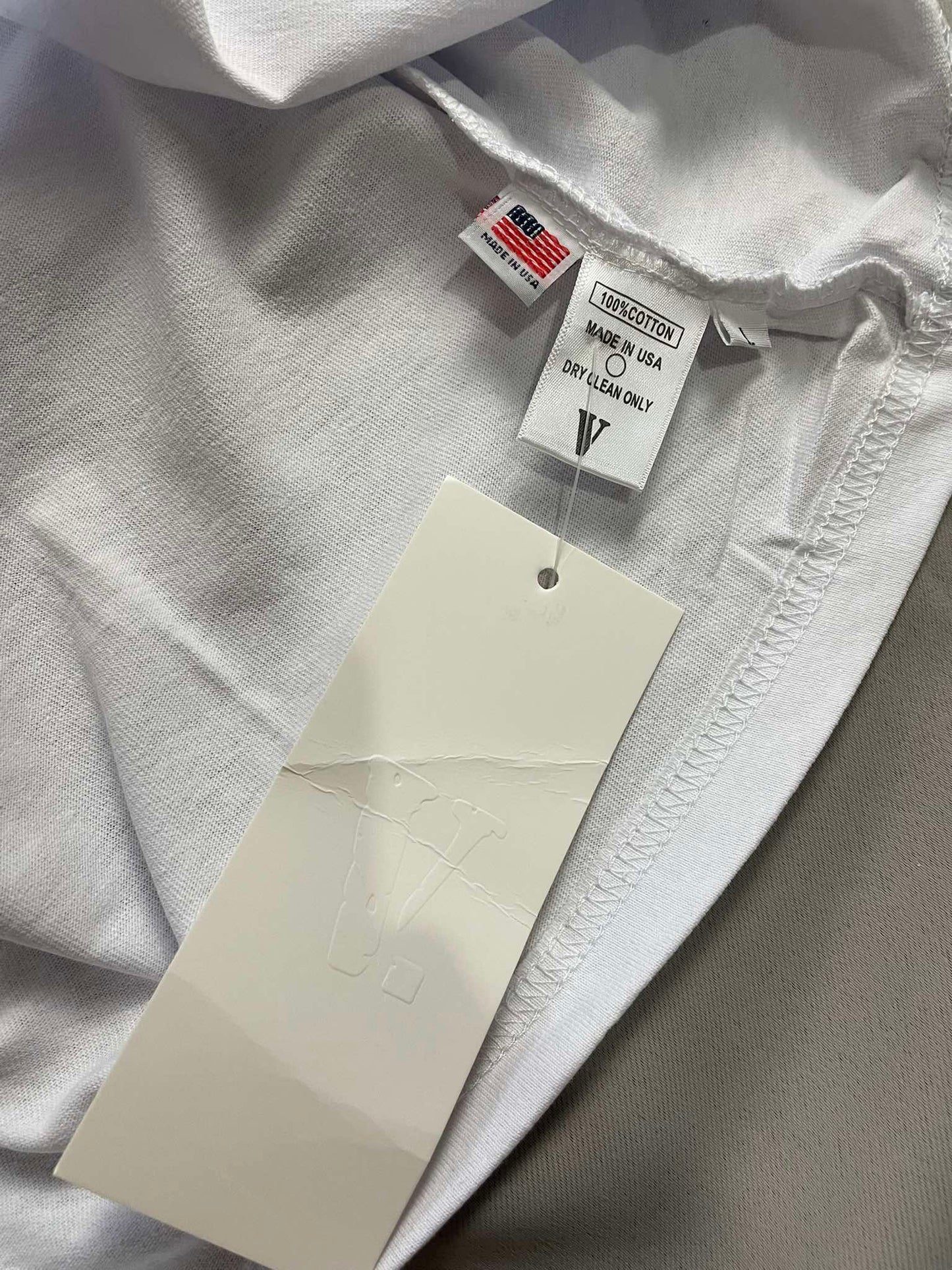 Vlone Friends Kiss Mark Tee
