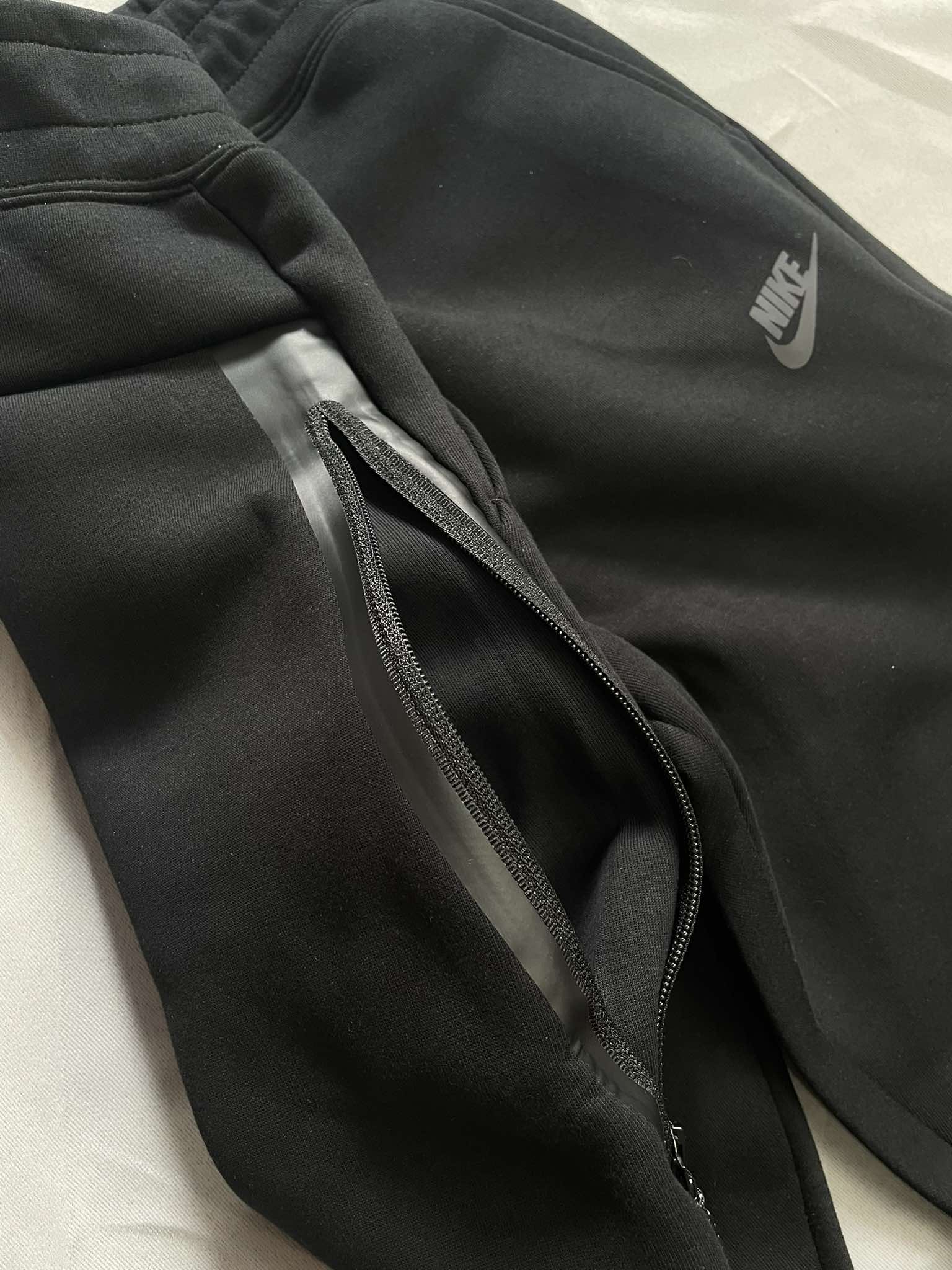 Nike Techfleece Black Pants