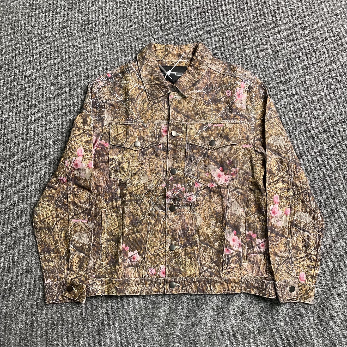 SP5DER x Real Tree Sets