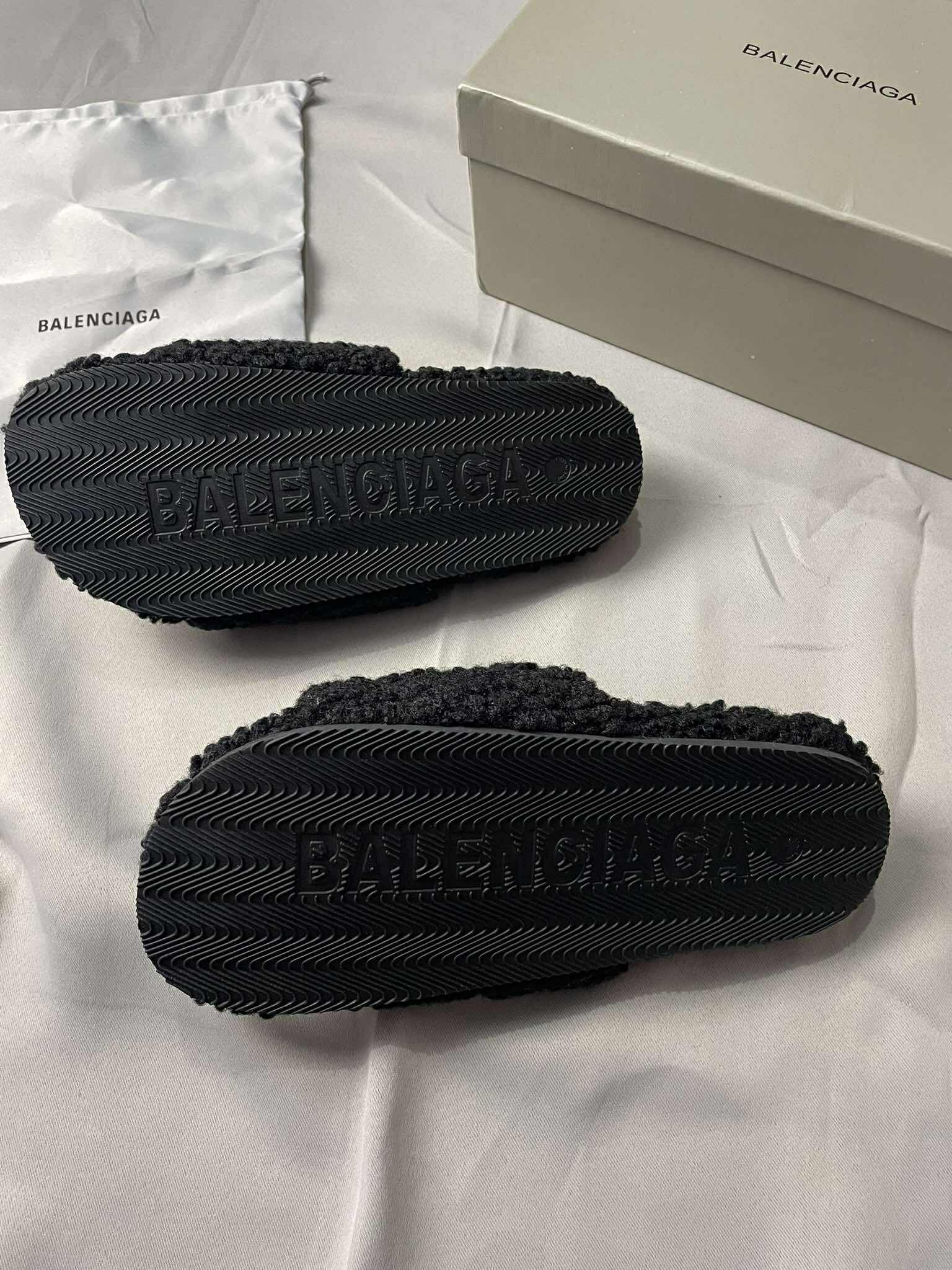 Balenciaga Furry Slides