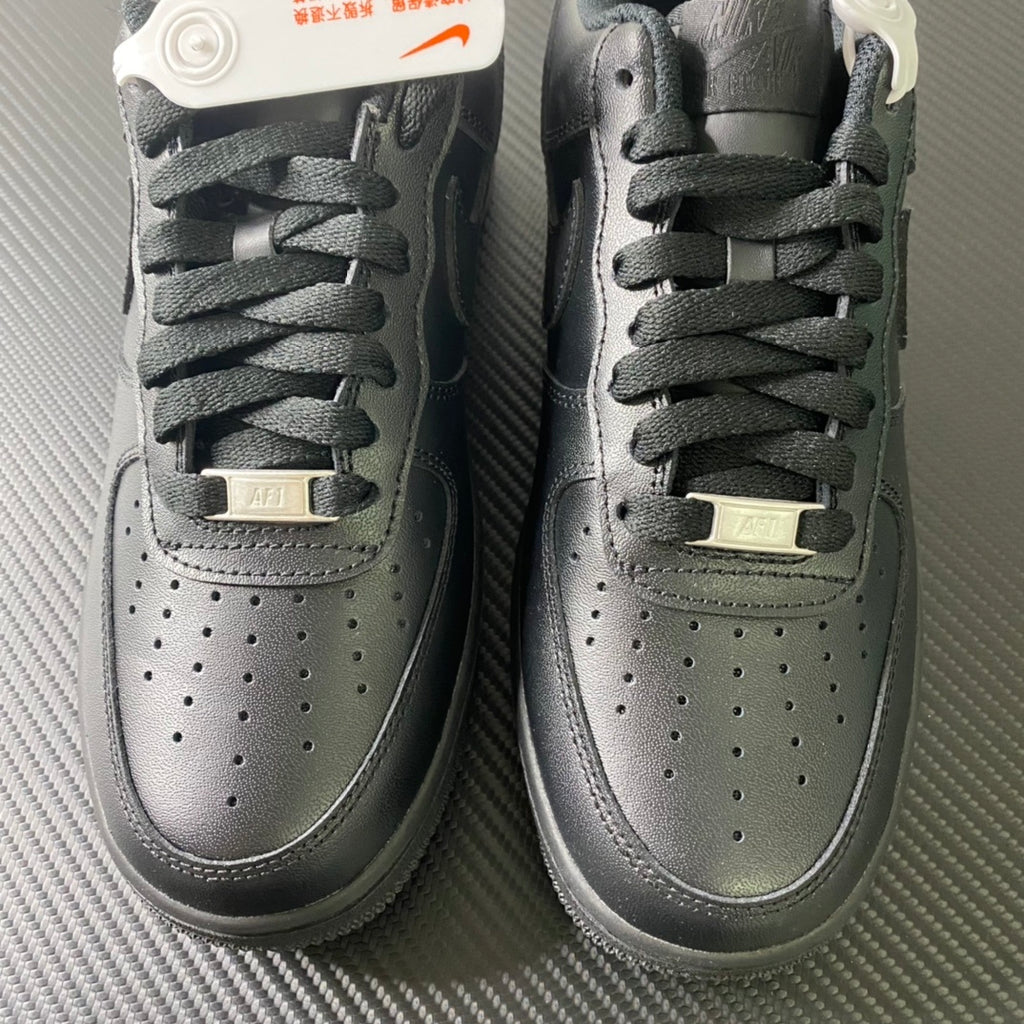 Nike Air Force 1 Triple Black