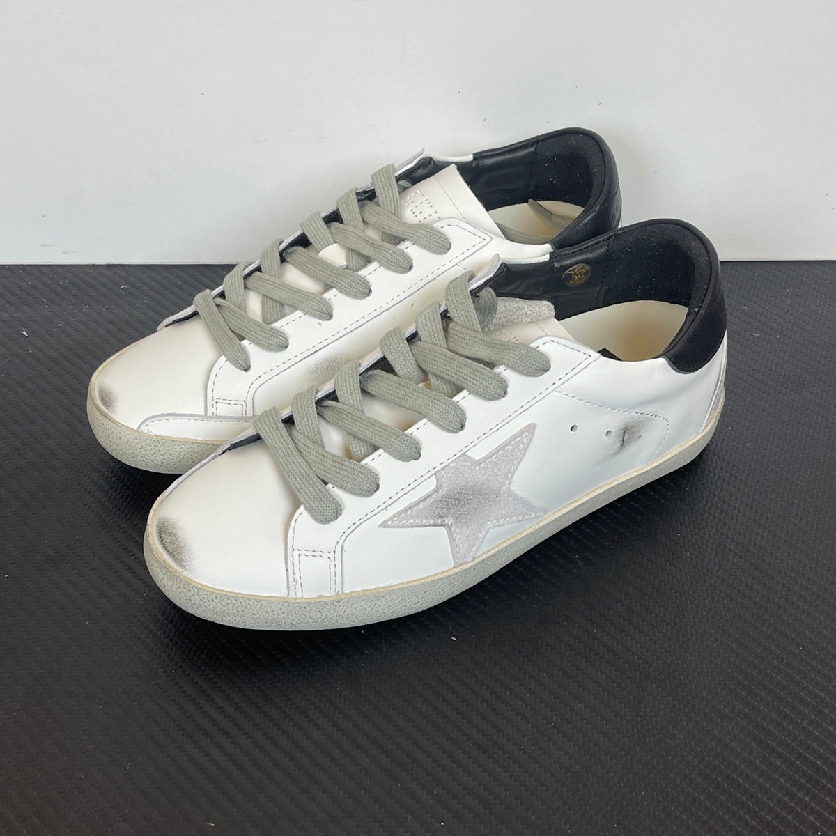 Golden Goose Super-Star Black Heel Tab